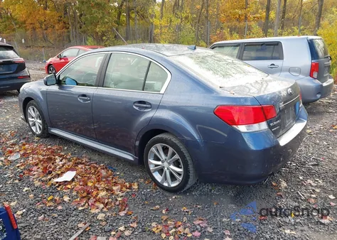 2014 Subaru Legacy 2.5I Premium из США, поврежденный, VIN 4S3BMBC66E3037259